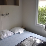 Mobil home 2, Le Mas de la Pérouse, Ardèche, Vue intérieure 01